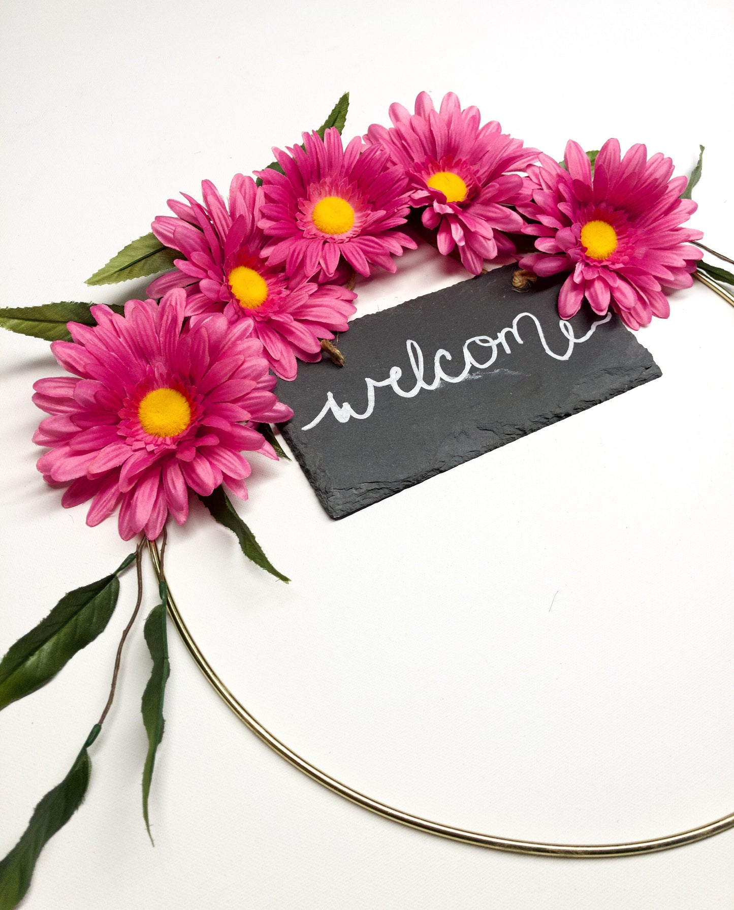 Metal Ring Wreath, Daisy, #107, Pink Daisies, Welcome Sign, Simple, Summer, Spring, Wall, Door, Nursery, Modern. Small, Indoor, Gold Natural