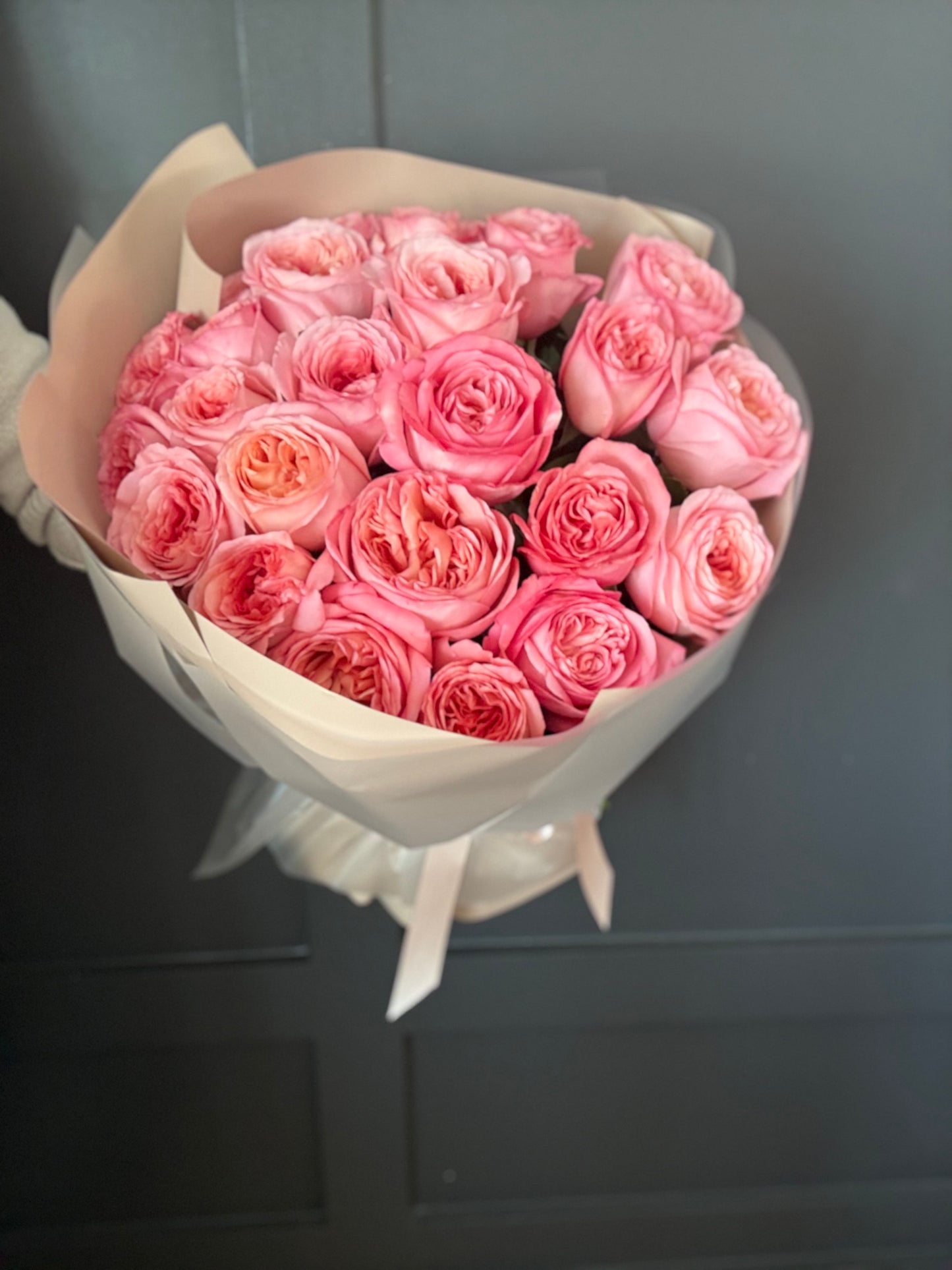 Garden Dream - Fresh Seasonal Roses Bouquet