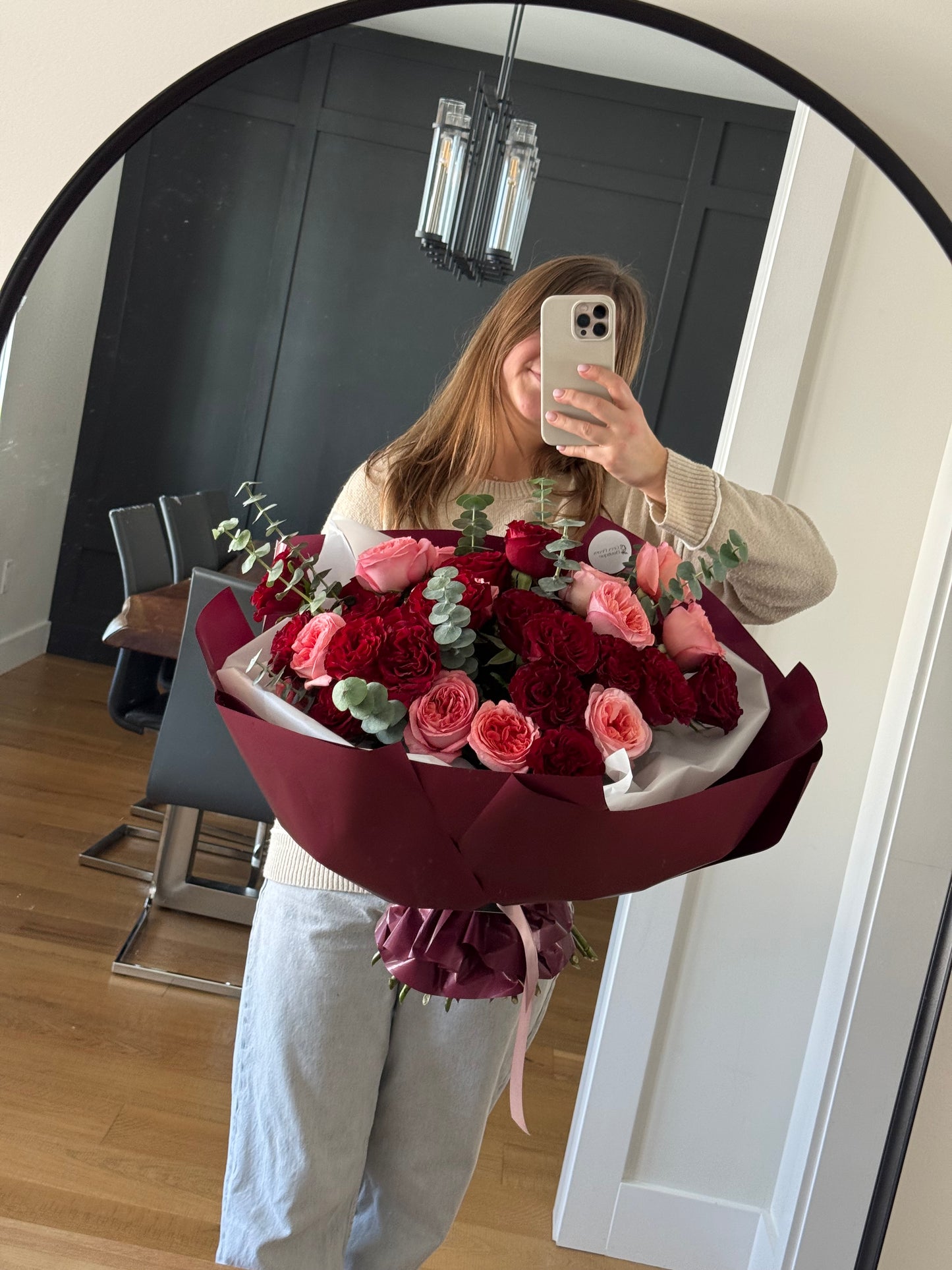 Velour Rouge Bouquet  – Fresh Flower Bouquet
