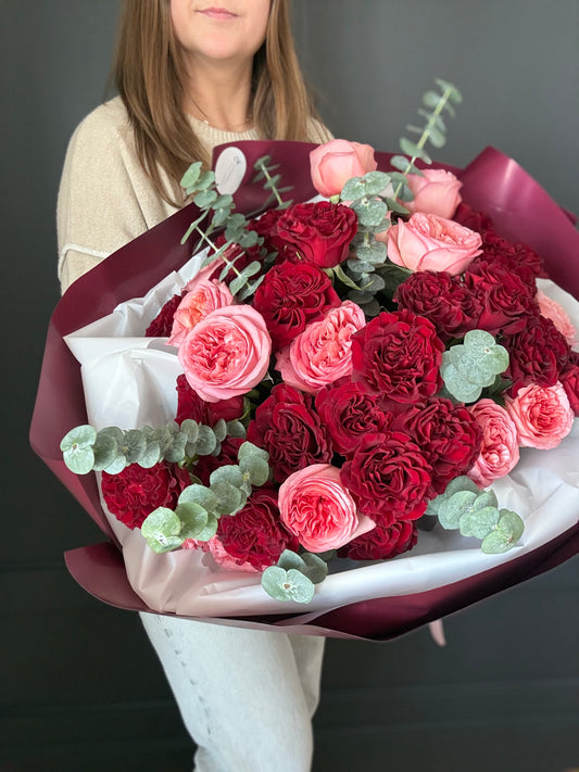 Velour Rouge Bouquet  – Fresh Flower Bouquet