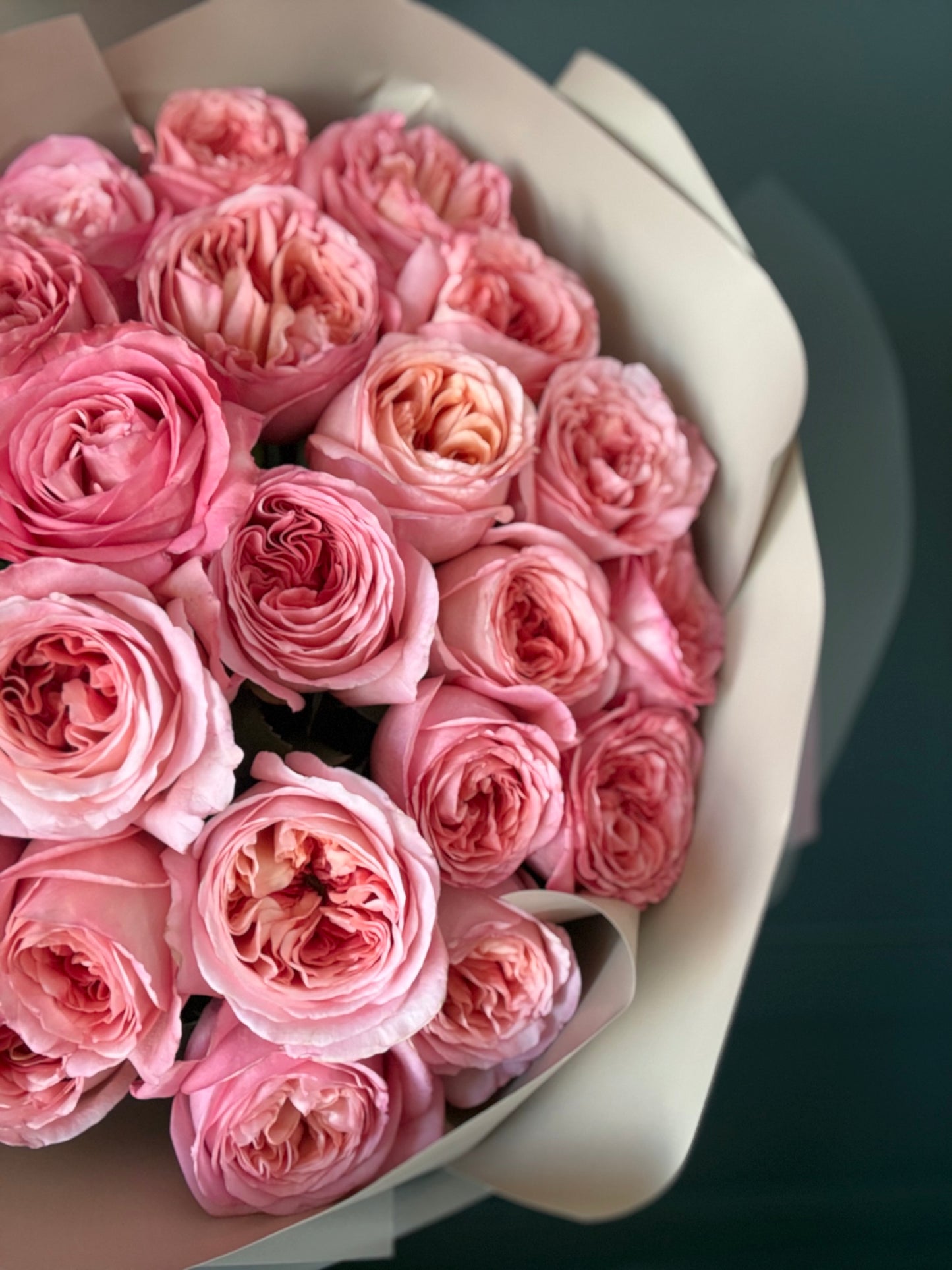 Garden Dream - Fresh Seasonal Roses Bouquet