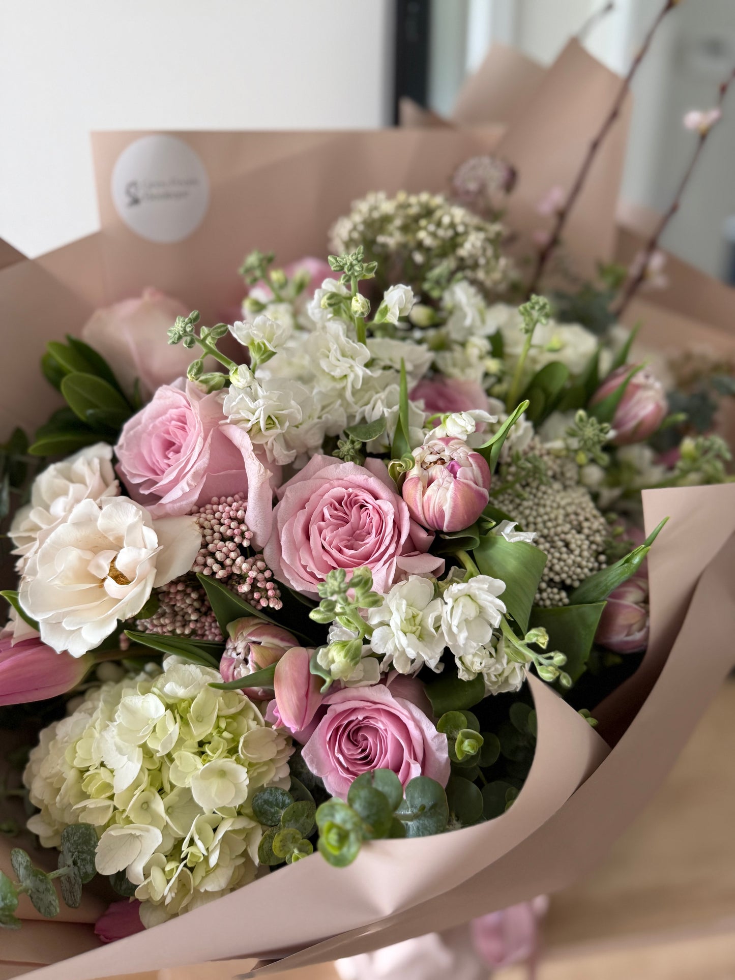 Garden Elegance – Fresh Seasonal Flower Bouquet