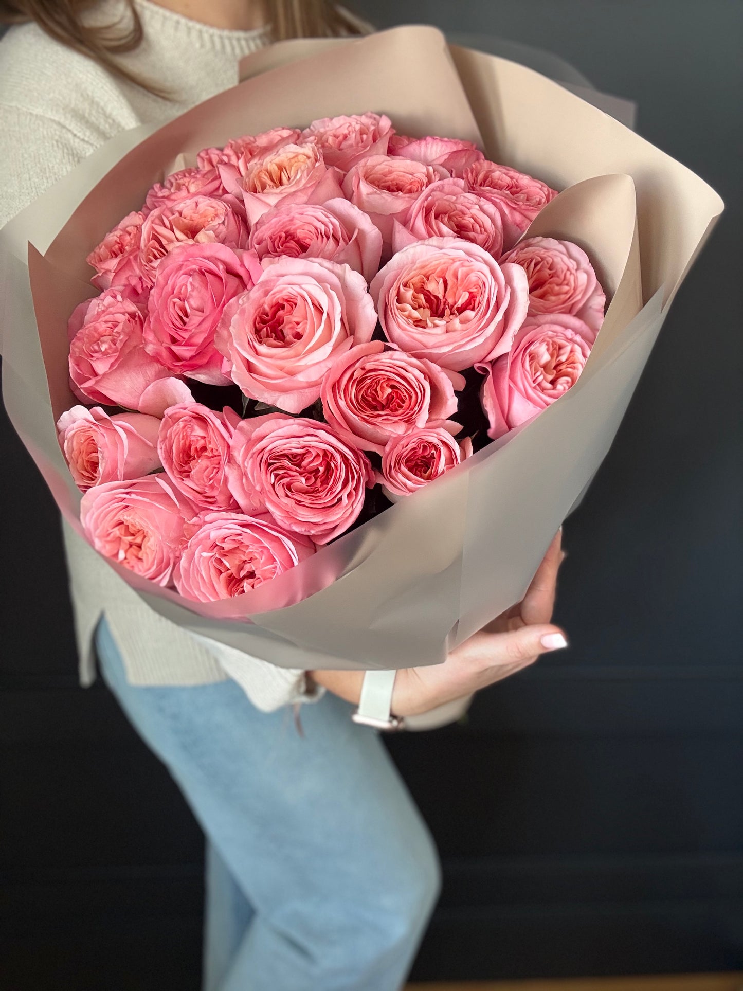 Garden Dream - Fresh Seasonal Roses Bouquet