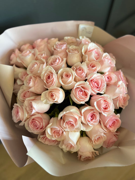 Rosé All Day – Fresh Seasonal Flower Bouquet