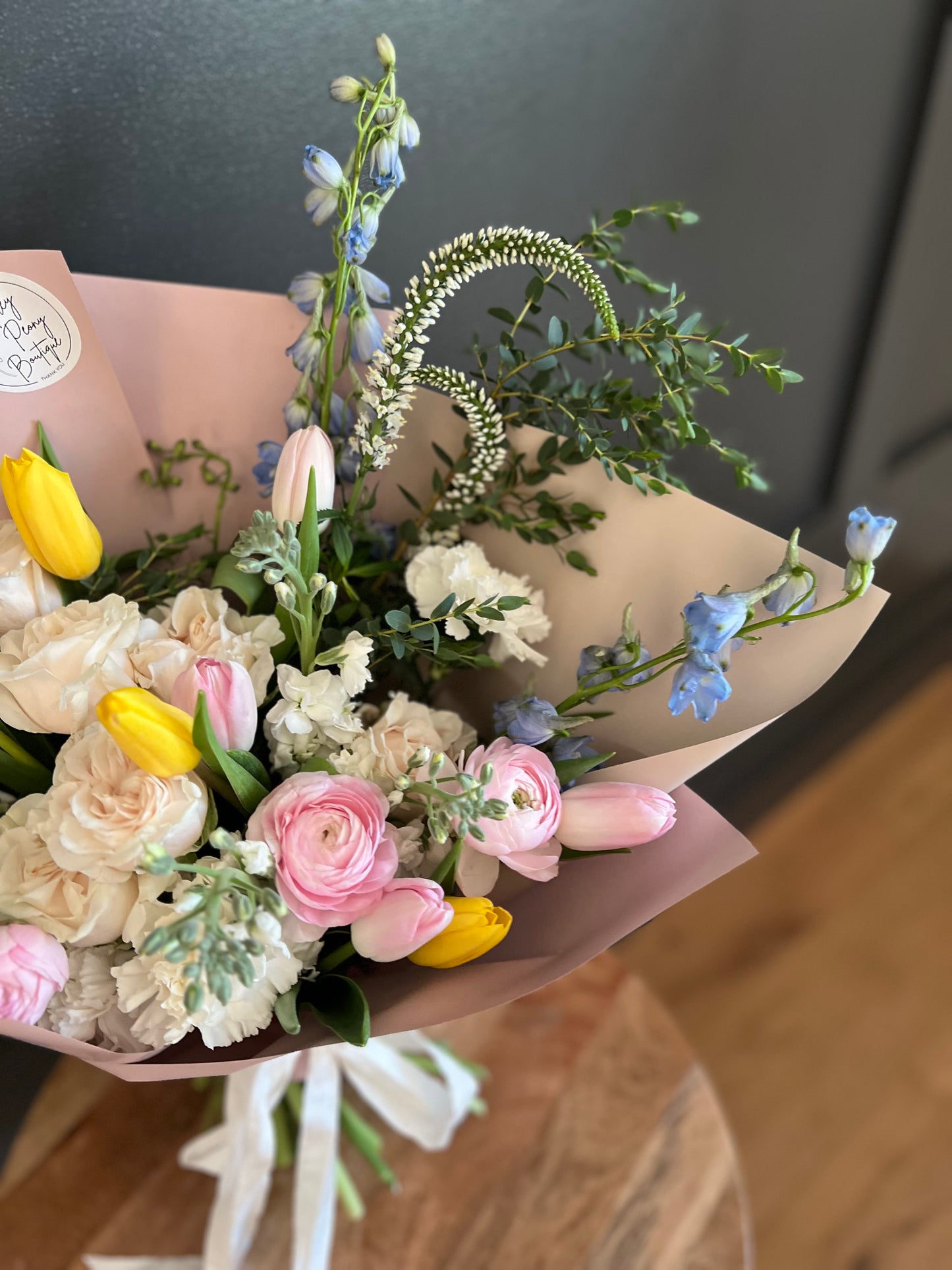 Fresh Flower Bouquets: Spring Blossom